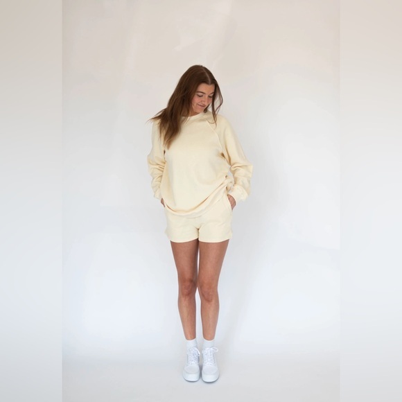 Rumored balance crewneck - Picture 1 of 2